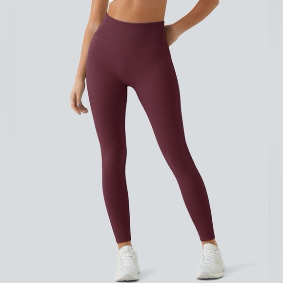 Halara Seamless Flow High Waisted Butt Lifting Leggings Size Small - Picture 1 of 7